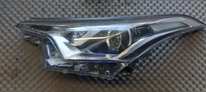 Toyota C-HR Lampa przednia 81150F4031