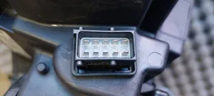 Opel Astra K Lampa przednia 39047199