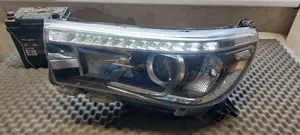 Toyota Hilux (AN120, AN130) Lampa przednia 