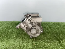 Dacia Sandero Compressore aria condizionata (A/C) (pompa) 926009154R
