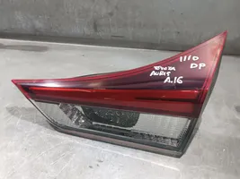 Toyota Auris E180 Lampa tylna 