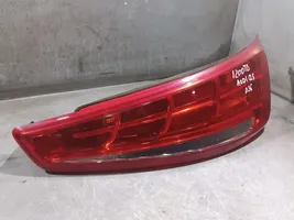 Audi Q3 8U Lampa tylna 8U0945094