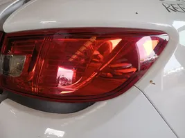 Renault Clio III Luz trasera/de freno 265502631R