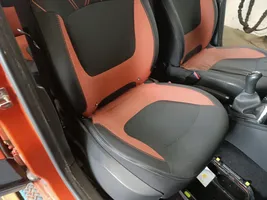 Renault Captur Fotel przedni pasażera 