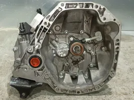 Renault Captur Manual 5 speed gearbox JR5332