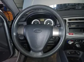 KIA Rio Volante 