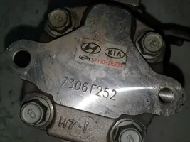 KIA Sportage Pompe de direction assistée 571002E200