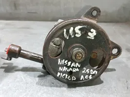 Nissan Navara Ohjaustehostimen pumppu 