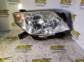 Toyota Land Cruiser (J120) Lampa przednia 8113060E40