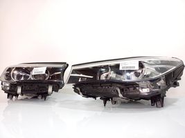 BMW 7 G11 G12 Lot de 2 lampes frontales / phare 021803