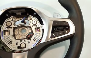 BMW 2 G42 Steering wheel 021077