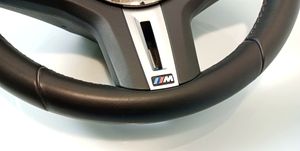 BMW M5 F90 Volant 021105