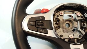 BMW M5 F90 Steering wheel 021064