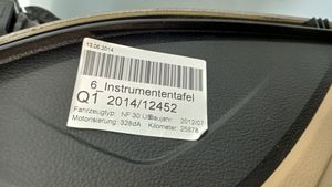 BMW 3 F30 F35 F31 Panelė 021091