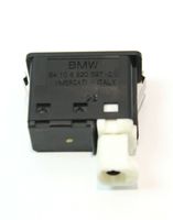 BMW X1 F48 F49 USB-pistokeliitin 012442016138