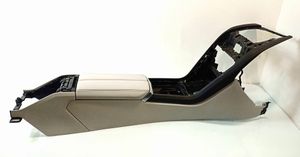 BMW M8 F93 Gran Coupe Center console 016662