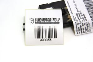 BMW 2 F22 F23 Garso stiprintuvas 008835