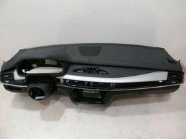 BMW X6 F16 Dashboard C00421