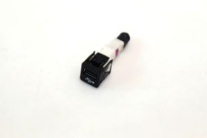 BMW 1 F20 F21 Connettore plug in USB 007640