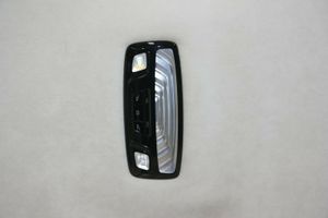 BMW 7 G11 G12 Podsufitka J00334