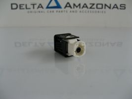 BMW 1 F20 F21 Connettore plug in USB C00606