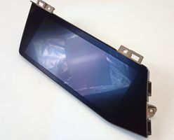 BMW X7 G07 Monitor / wyświetlacz / ekran 024438