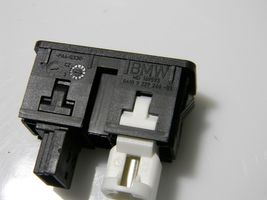 BMW 3 F30 F35 F31 Connettore plug in AUX C00594