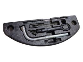 Volkswagen Polo Set di attrezzi 8N0012219