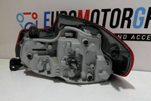 BMW M4 F82 F83 Feux arrière / postérieurs 004752