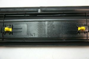 BMW 1 F20 F21 Etuoven kynnyksen suojalista 015710