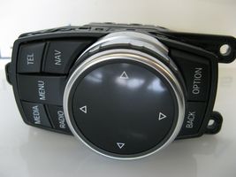 BMW 2 F46 Panel / Radioodtwarzacz CD/DVD/GPS C00910