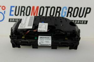 BMW 2 F45 Tachometras 000641