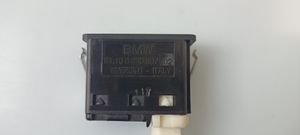 BMW X1 F48 F49 USB-pistokeliitin 024805