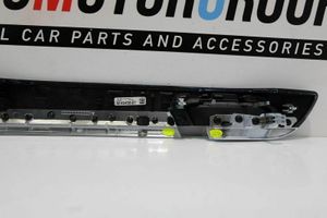 BMW 7 F01 F02 F03 F04 Altro elemento di rivestimento della portiera anteriore 003654