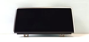 BMW 2 F45 Monitori/näyttö/pieni näyttö 023811