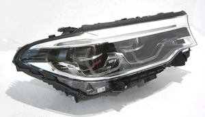 BMW 5 G30 G31 Faro/fanale 018168