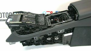 BMW X5 G05 Console centrale 014639