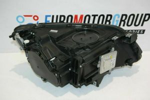 BMW 7 F01 F02 F03 F04 Lampa przednia K003399