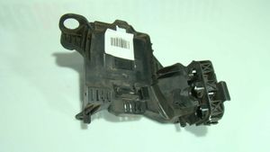 BMW 2 F22 F23 Autres pièces compartiment moteur R003187