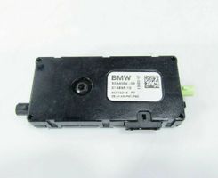 BMW 5 G30 G31 Pystyantennivahvistin R00911