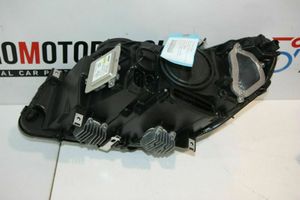 BMW 5 GT F07 Lampa przednia K003445