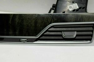 BMW 7 G11 G12 Panneau de garniture tableau de bord 005018