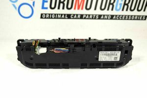 BMW Z4 E89 Climate control unit 002364