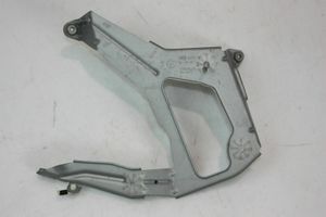 BMW 2 F45 Altra parte del vano motore 013547