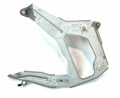 BMW 2 F45 Altra parte del vano motore 013547