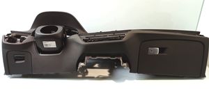 BMW 5 G30 G31 Panelė 027505