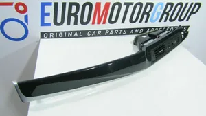 BMW 5 F10 F11 Dashboard glove box trim R02020