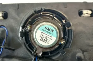 BMW 3 G20 G21 Centrinio garsiakalbio apdaila 022491