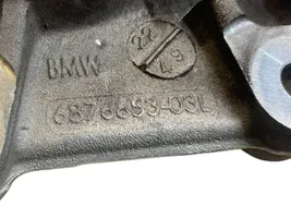 BMW X7 G07 Zwrotnica koła tylnego 6876653