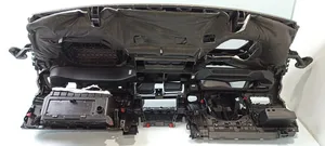 BMW 2 F45 Panelė 028758